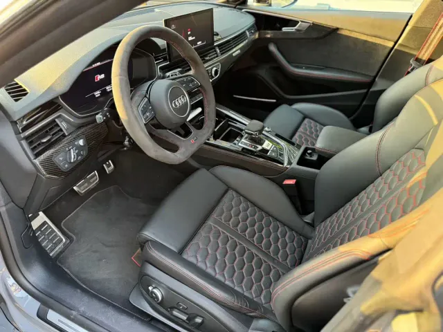 Audi RS 5 — Фото автомобиля 6