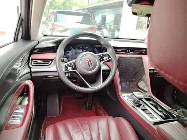 Hongqi H5 — Фото автомобиля 10
