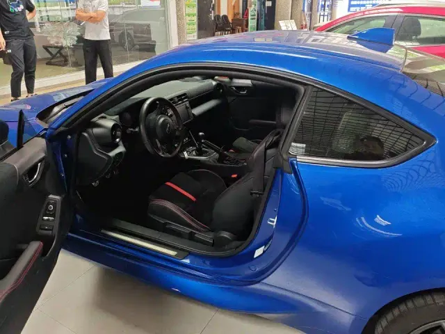 Subaru Subaru BRZ 2022 2.4L Manual — Фото автомобиля 7