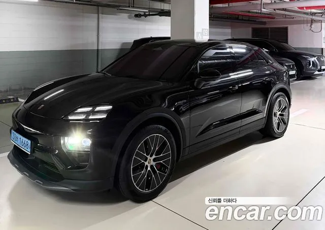 Porsche Macan — Фото автомобиля 5