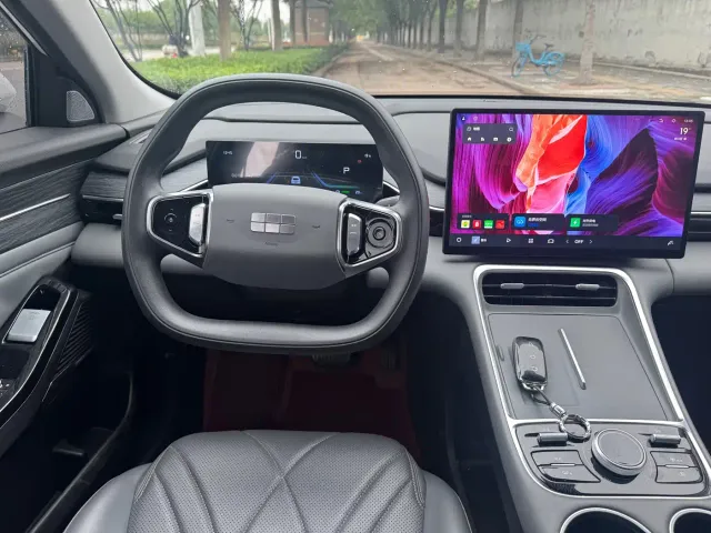 Geely Galaxy L6 — Фото автомобиля 10