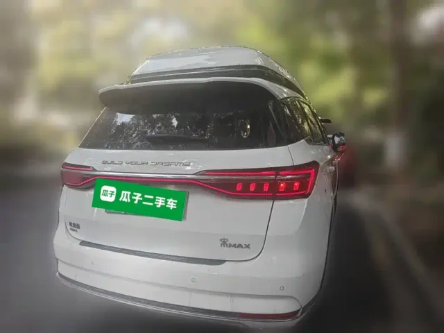 BYD Song MAX — Фото автомобиля 4