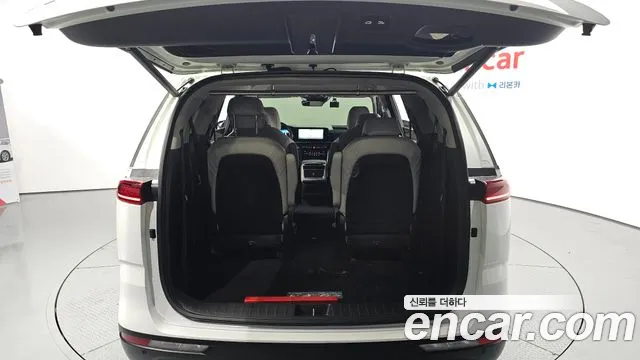 Kia Carnival 4th Gen — Фото автомобиля 30