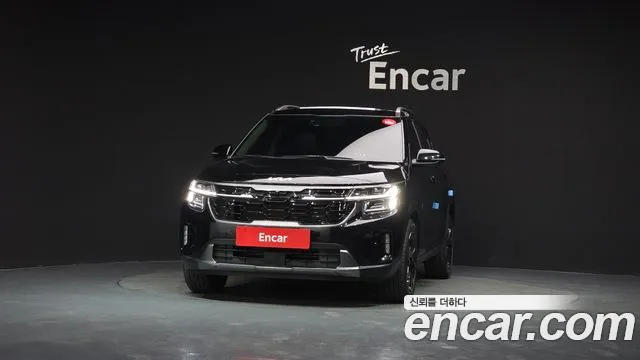 Kia Seltos Новый Seltos Бензин 2.0 4WD — Фото автомобиля 3