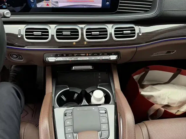 Mercedes-Benz GLE-Class — Фото автомобиля 6