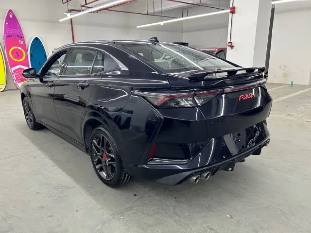 Dongfeng Yixuan — Фото автомобиля 2
