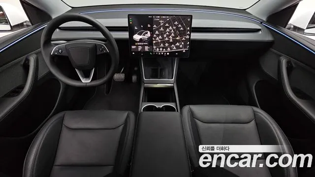 Tesla Model Y — Фото автомобиля 6