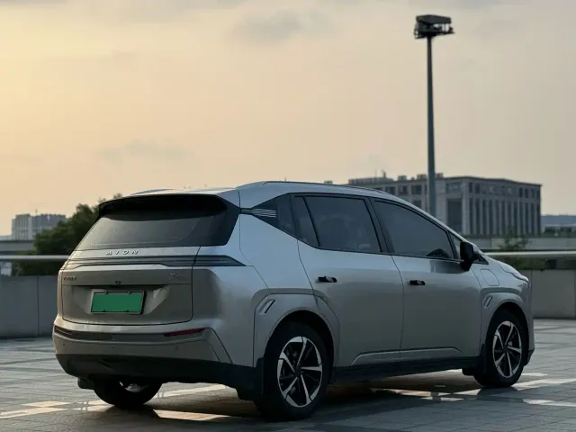 GAC Aion Y — Фото автомобиля 6
