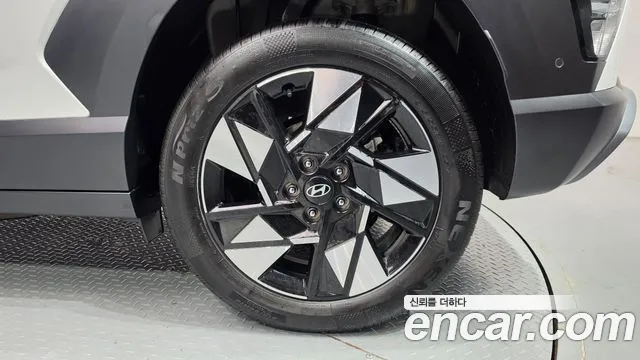 Hyundai Kona — Фото автомобиля 6