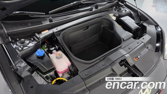 Hyundai Ioniq 6 — Фото автомобиля 9
