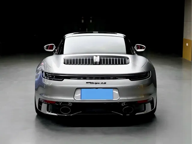Porsche 911 — Фото автомобиля 7