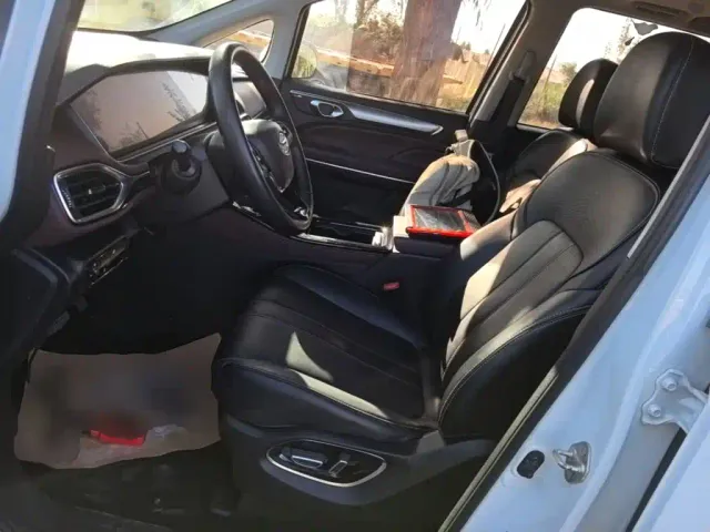 GAC Trumpchi M6 — Фото автомобиля 14