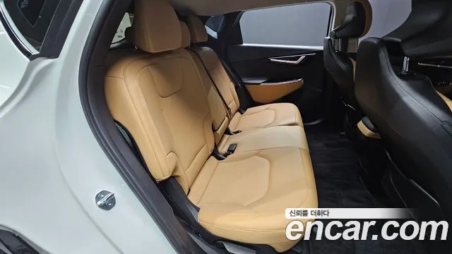 Kia EV6 — Фото автомобиля 11
