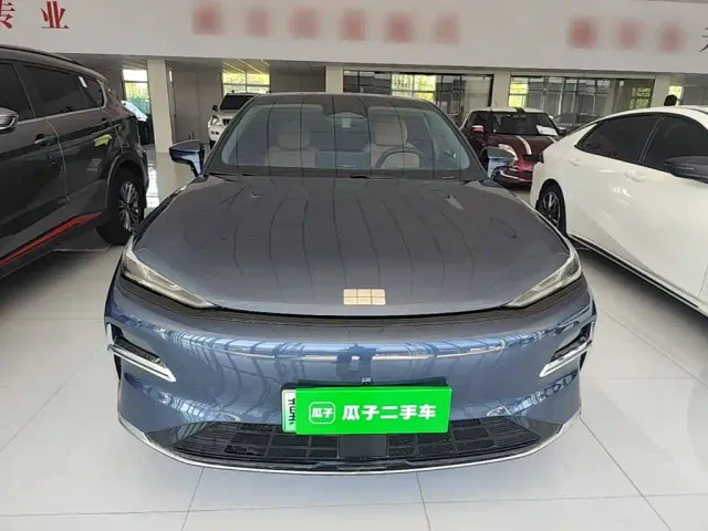 Geely Galaxy Xingyao 8 — Фото автомобиля 2