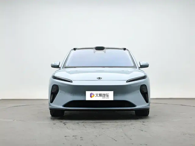 Nio ET5 — Фото автомобиля 2