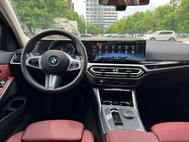 BMW 3 Series — Фото автомобиля 11