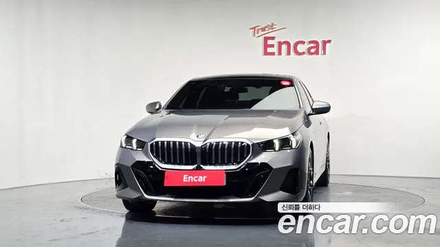 BMW 5-Series 5 серия (G60) — Фото автомобиля 2