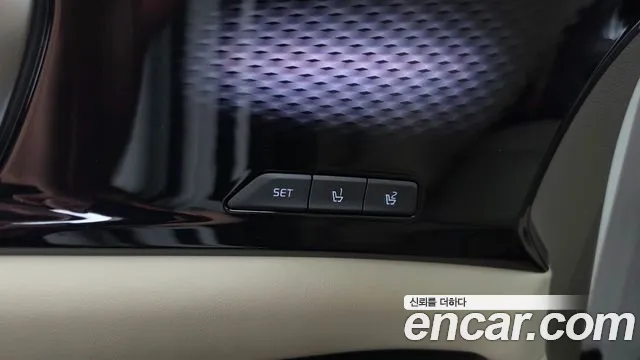 Kia Canival Carnival 4 поколение Бензин 7 мест Hi-Limousine — Фото автомобиля 29
