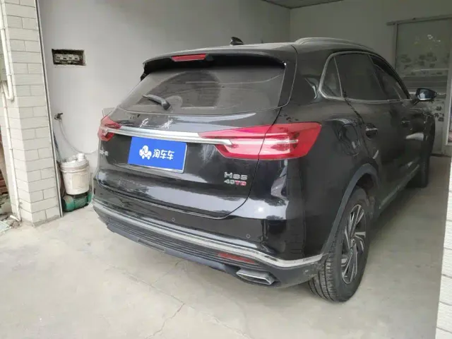 Hongqi HS5 — Фото автомобиля 3