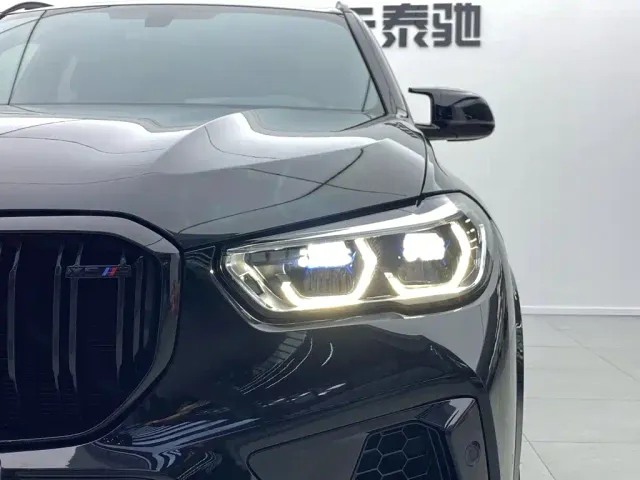 BMW X5 M — Фото автомобиля 12