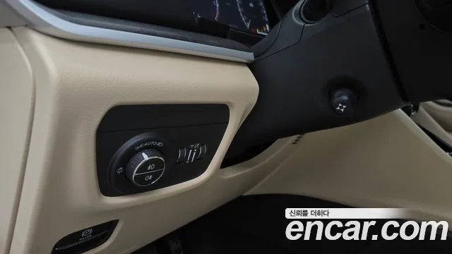 Jeep Cherokee Grand Cherokee(WL) 3.6 Limited — Фото автомобиля 19