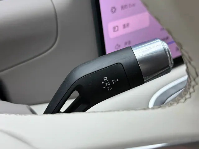 Geely Galaxy M9 — Фото автомобиля 9
