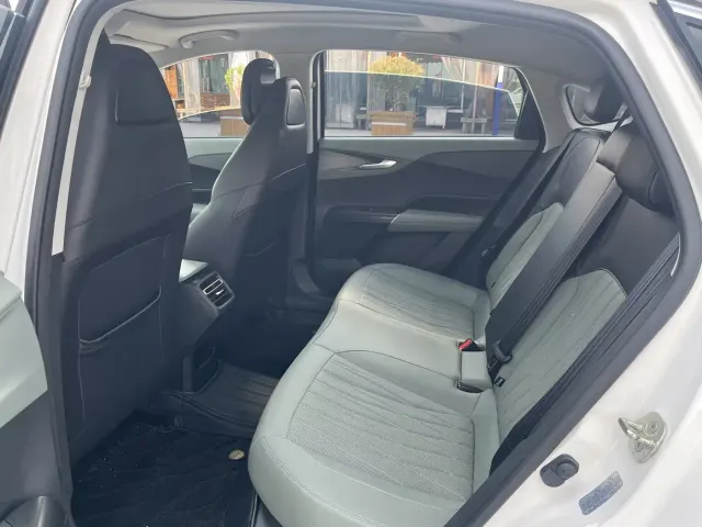 Changan Lamore — Фото автомобиля 6