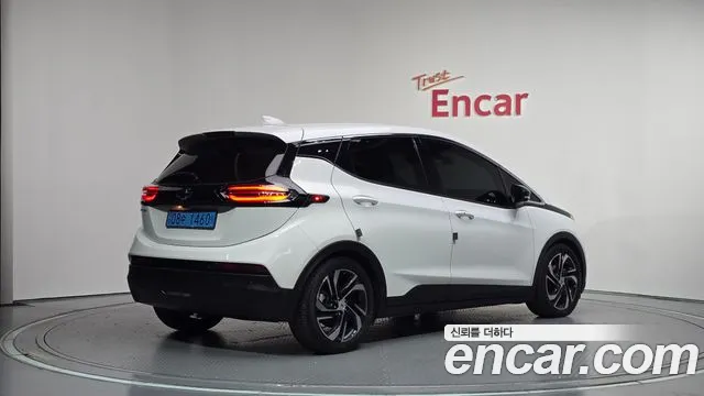 Chevrolet Bolt EV — Фото автомобиля 2