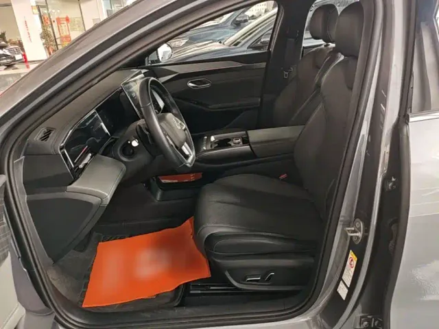 BYD Qin L — Фото автомобиля 14