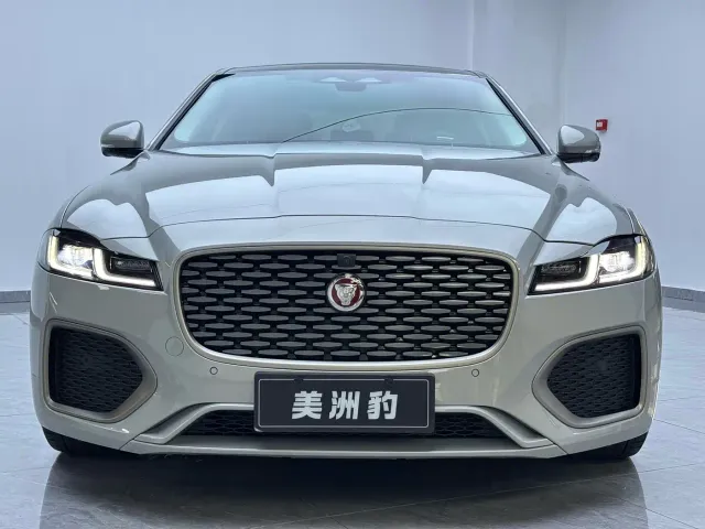 Jaguar XFL — Фото автомобиля 2