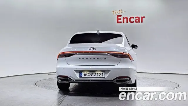 Hyundai Grandeur — Фото автомобиля 4