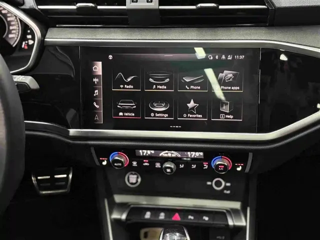 Audi Q3 — Фото автомобиля 15