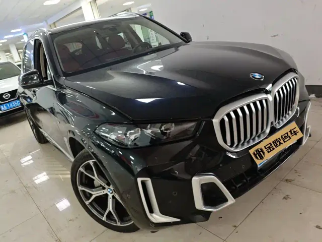 BMW X5 — Фото автомобиля 9