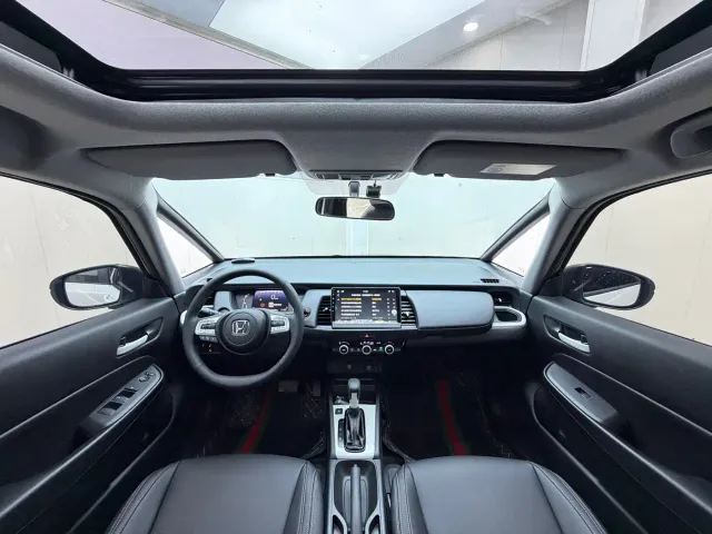 Honda Fit — Фото автомобиля 16