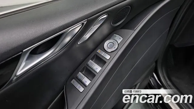 Genesis G80 Бензин 2.5 турбо AWD — Фото автомобиля 27