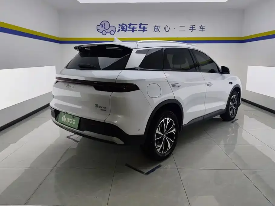 BYD Song Pro New Energy 2025 2nd Generation Smart Drive Edition DM-i 75KM Leading Type — Фото автомобиля 3
