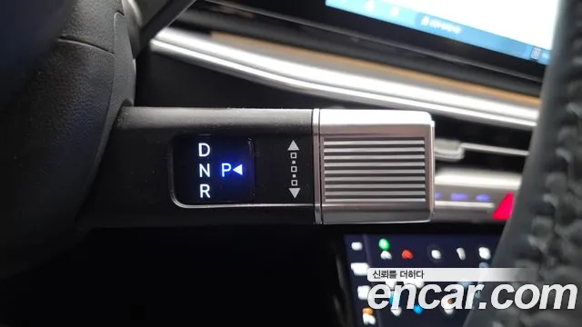 Hyundai Grandeur Grandeur (GN7) 2.5 Бензин 2WD — Фото автомобиля 9