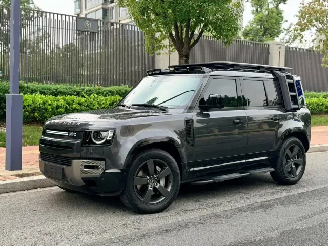 Фотография автомобиля — Land Rover Defender