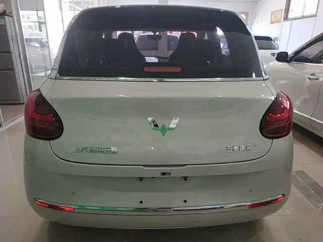 Wuling Bingo — Фото автомобиля 5