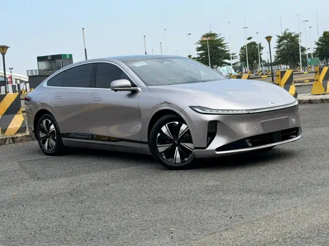 Changan Qiyuan A07 — Фото автомобиля 2