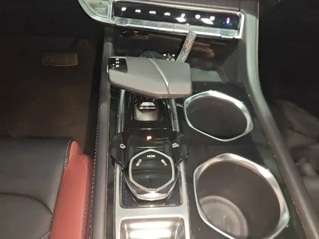 Changan Eado — Фото автомобиля 13