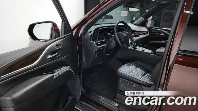 Cadillac Escalade Escalade 5 поколение — Фото автомобиля 10