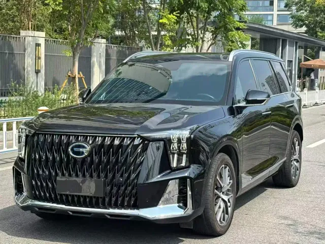 Фотография автомобиля — GAC Trumpchi GS8