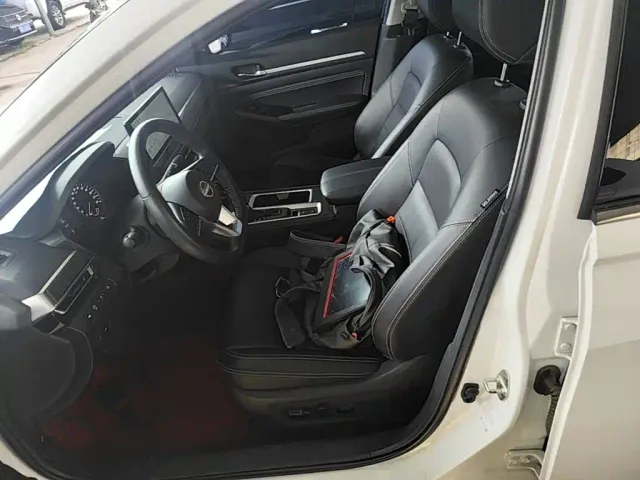 Nissan Teana — Фото автомобиля 14