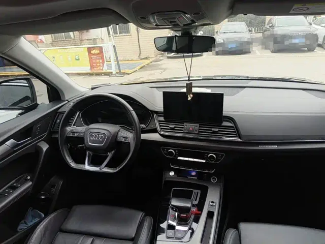 Audi Q5L — Фото автомобиля 12