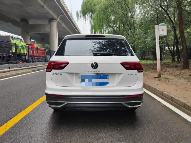 Volkswagen Tiguan L — Фото автомобиля 5