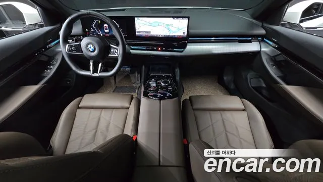 BMW 5-Series — Фото автомобиля 7