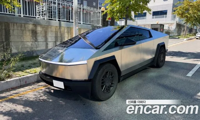Фотография автомобиля — Tesla Cybertruck