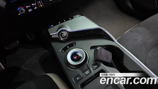 Kia EV6 — Фото автомобиля 12