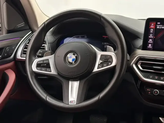 BMW X3 — Фото автомобиля 12